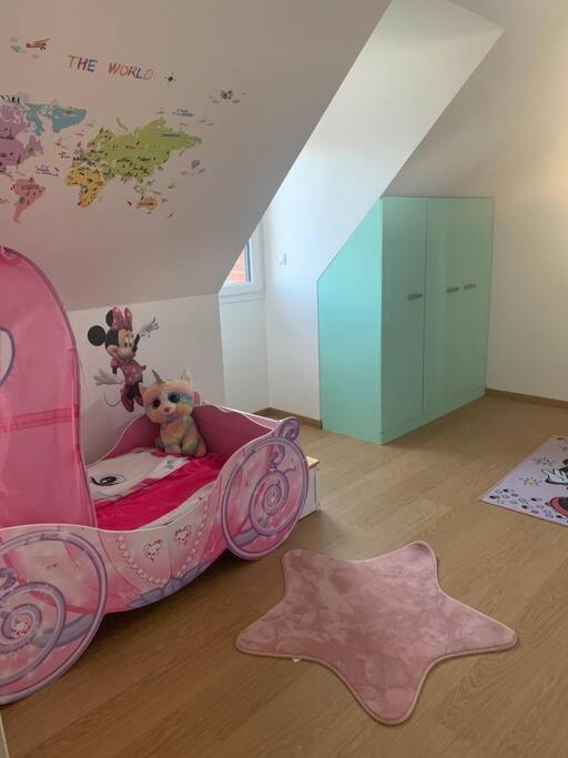 Maison Individuelle, Campagne, 3 Chambres, Baignoire Balneo 2 Places Genech エクステリア 写真